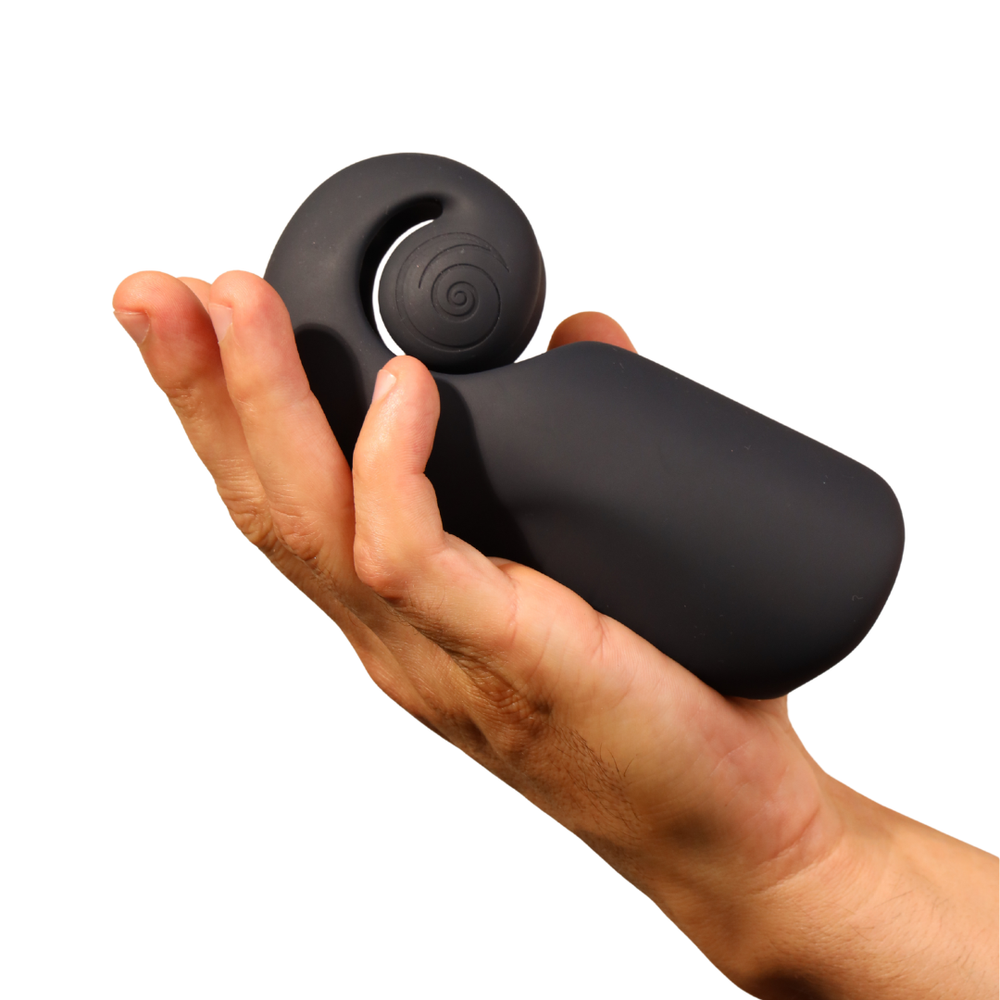 Foto oficial del SVibe Snail Evo negro sobre una mano